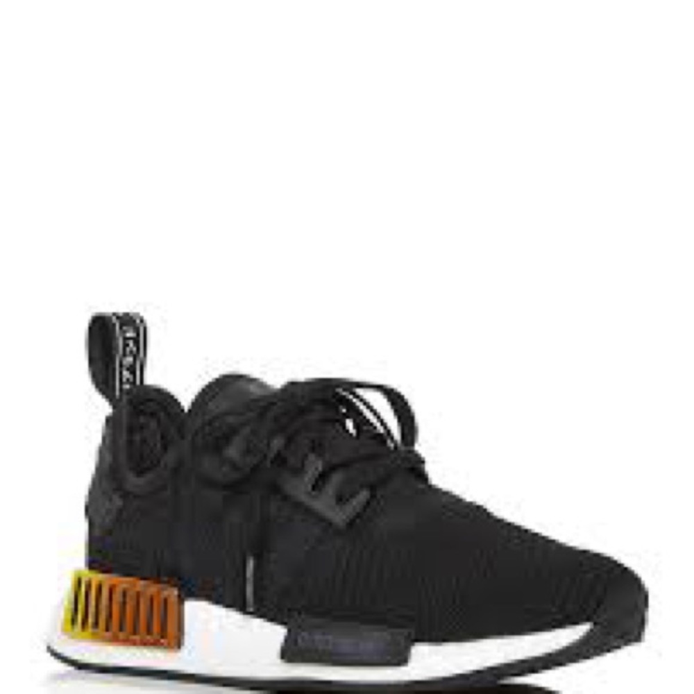 Adidas Originals NMD_R1 r1 black orchid tint metallic size 8 run big ee5172